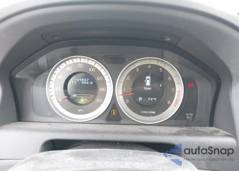 2013 Volvo Xc60 T6 z USA, uszkodzony, nr VIN YV4902DZ4D2425921